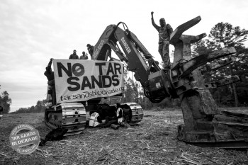 Tar Sands Blockade -- photo by Laura Borealis